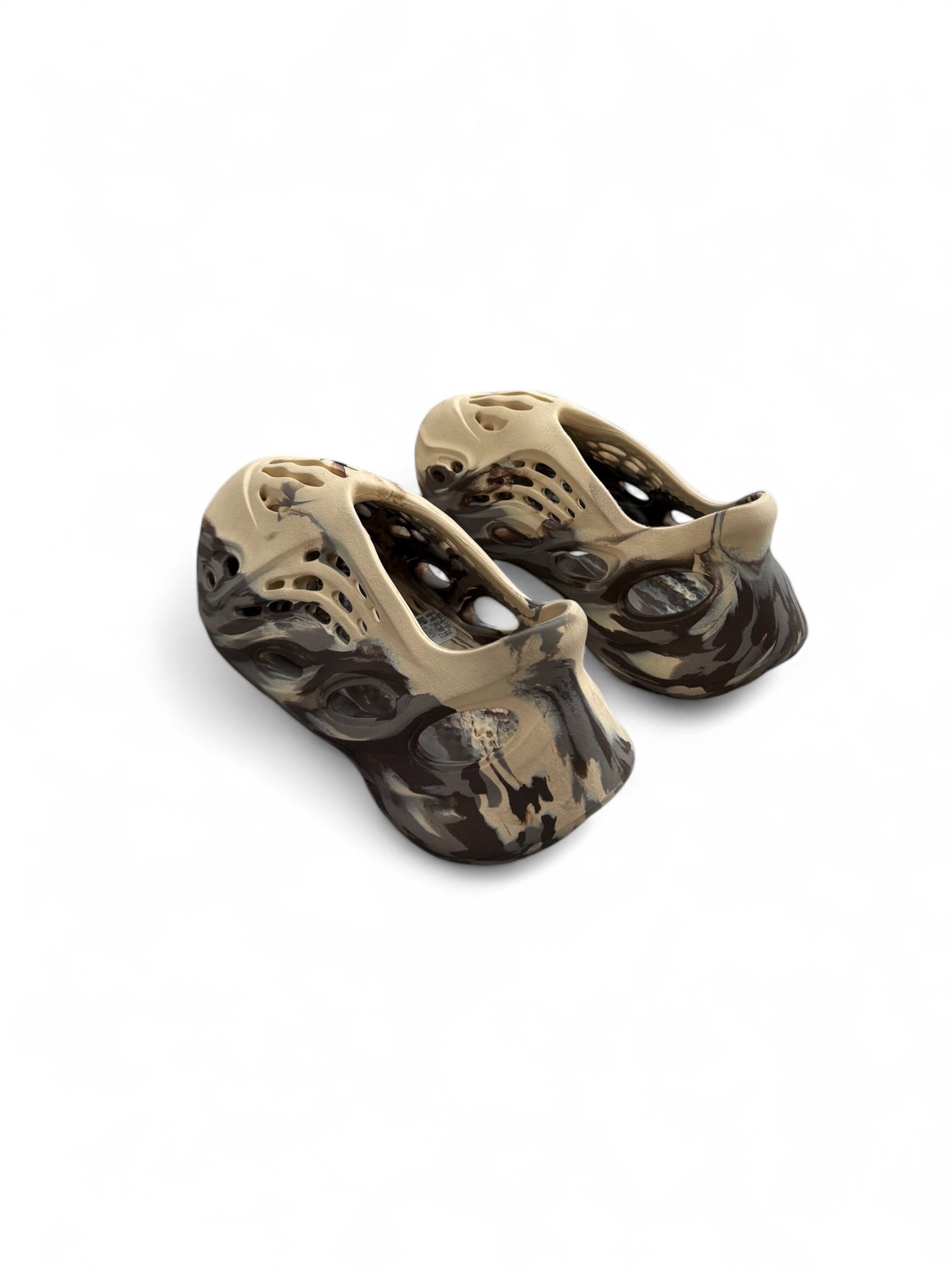 YZY Adidas Foam RNNR