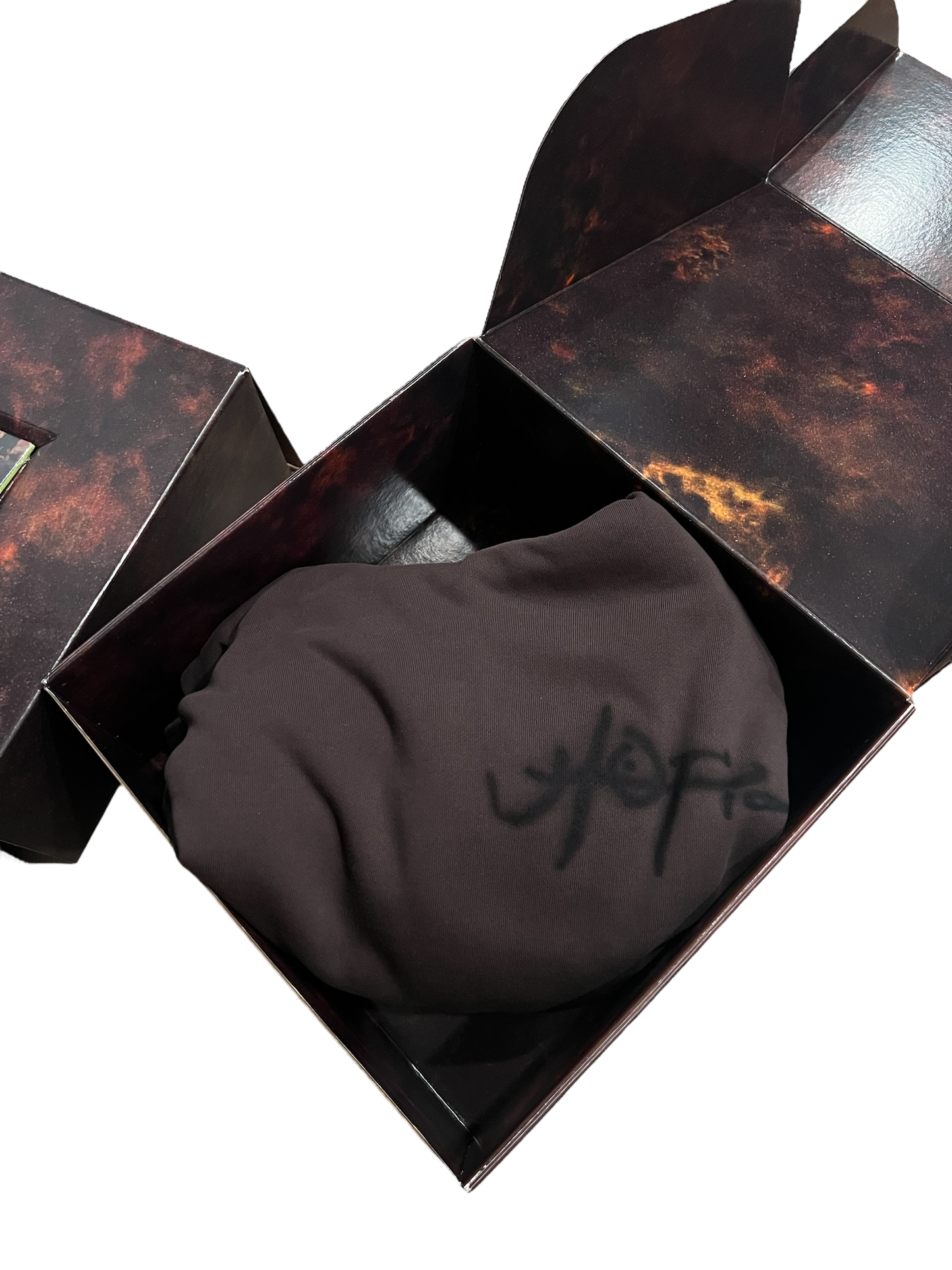 Travis Scott Utopia A2 Box Set Pack