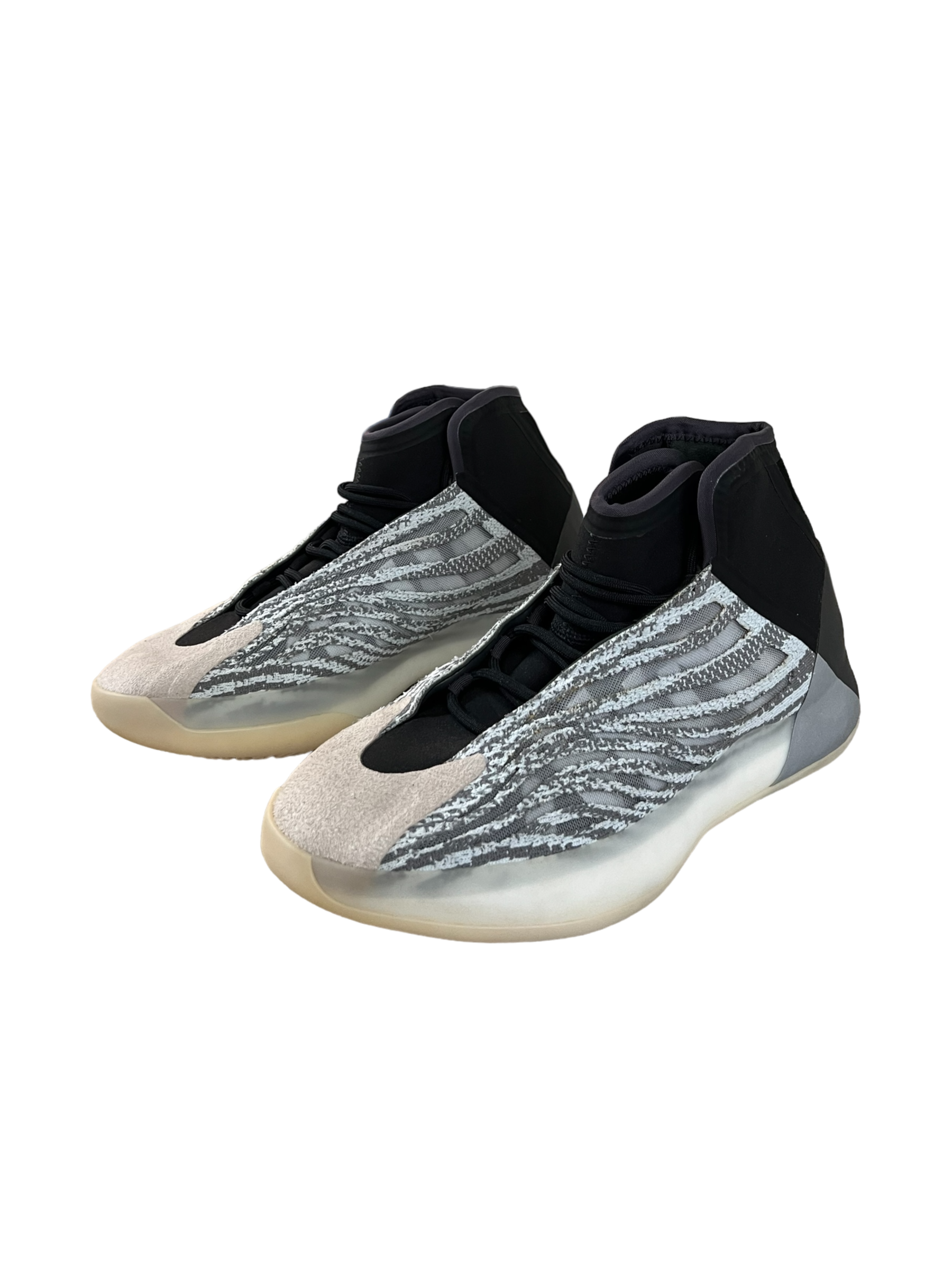 YZY Adidas QNTM BSKTBL Sample â VlordsWorld