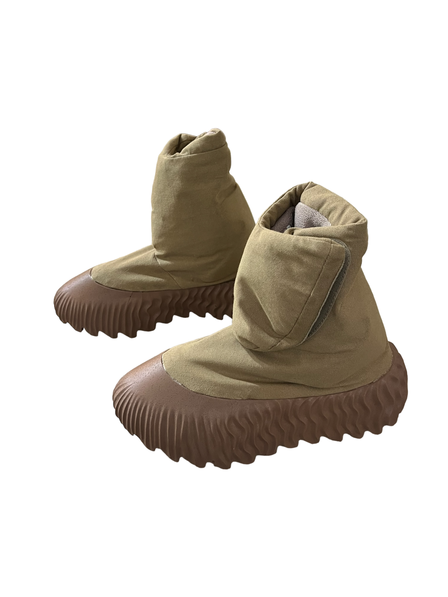YZY SZN 8 Sherp Padded Sample Boots