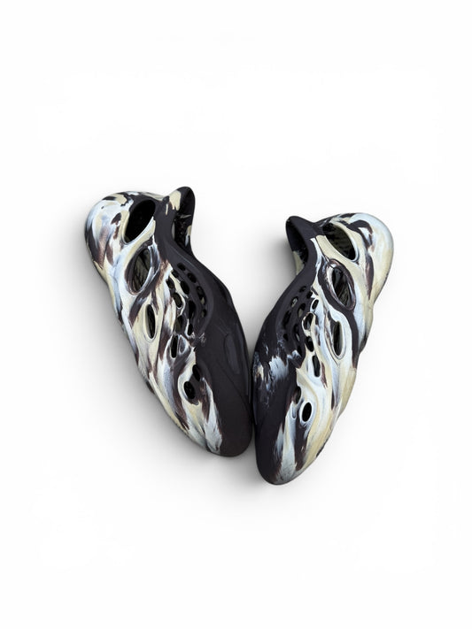 YZY Sample MX FOAM RNR