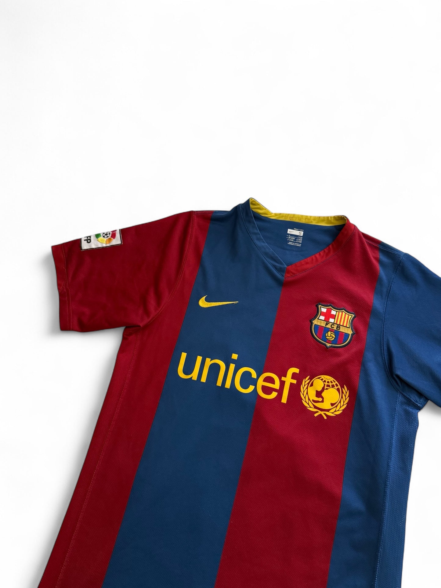 Fc Barcelona 06/07 Home Jersey #6 Xavi