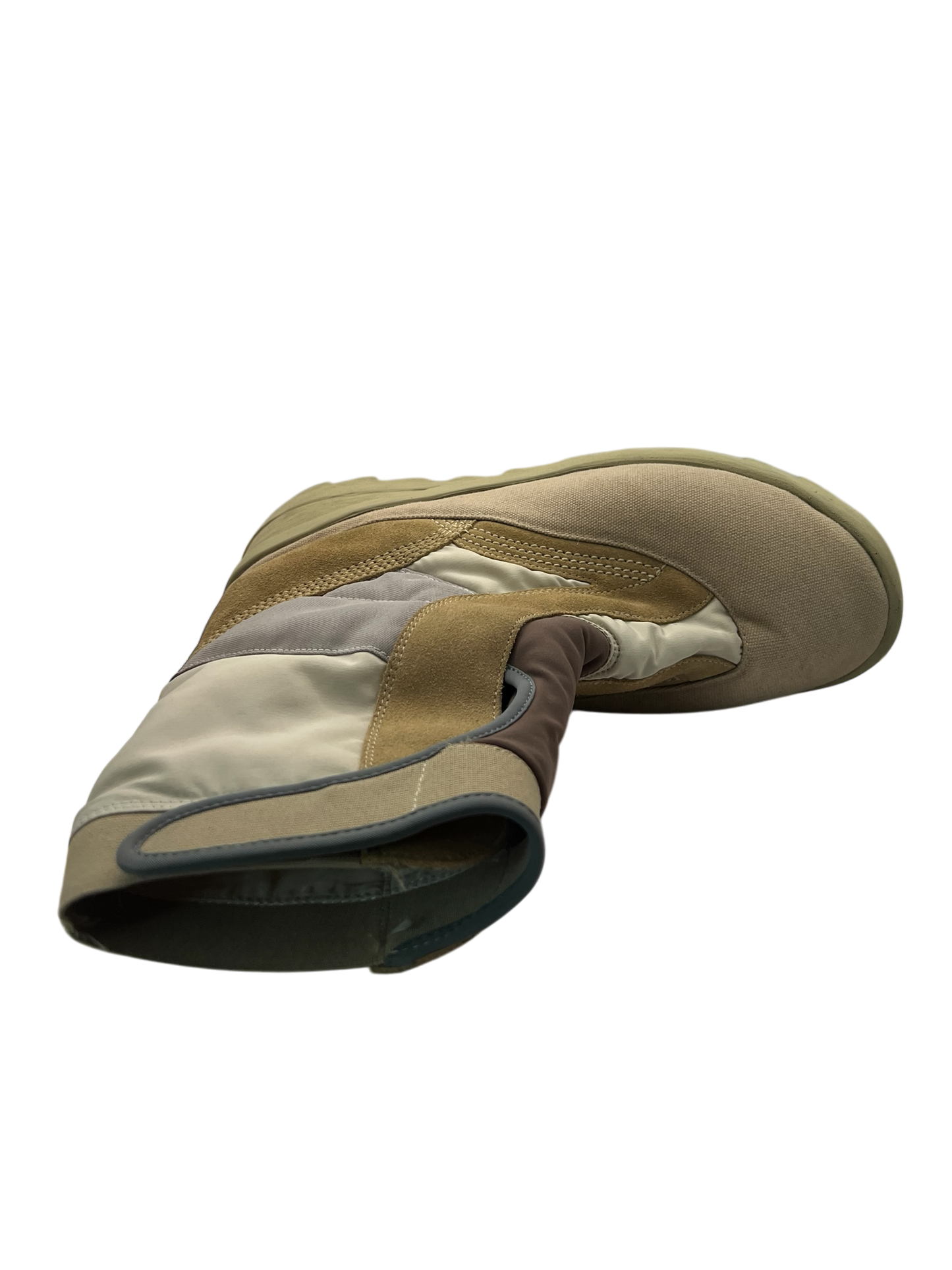 YZY Sample Foldable Boot 6