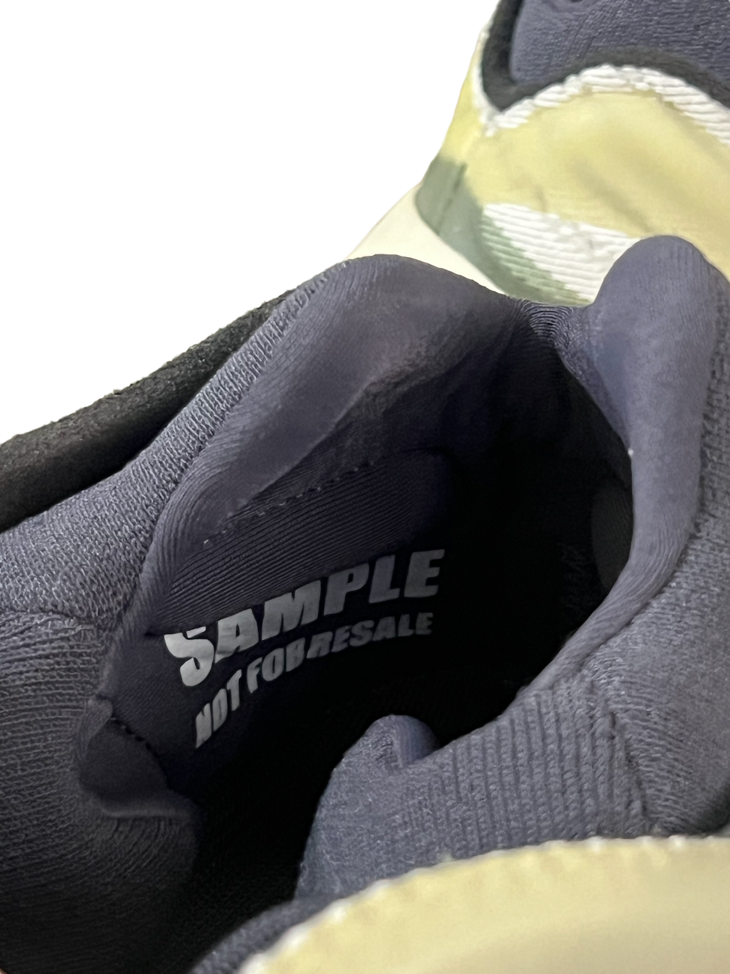 YZY Adidas 700 V3 Sample