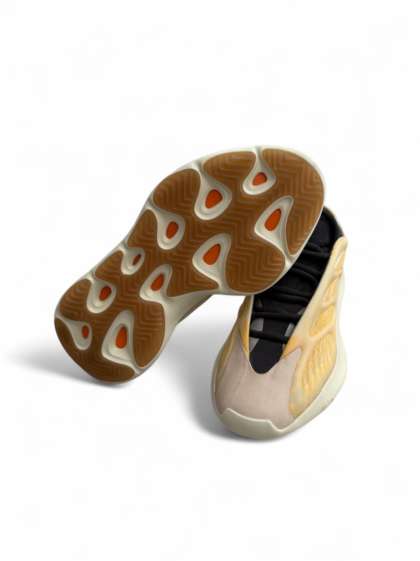 YZY 700 V3 Mono Safflower