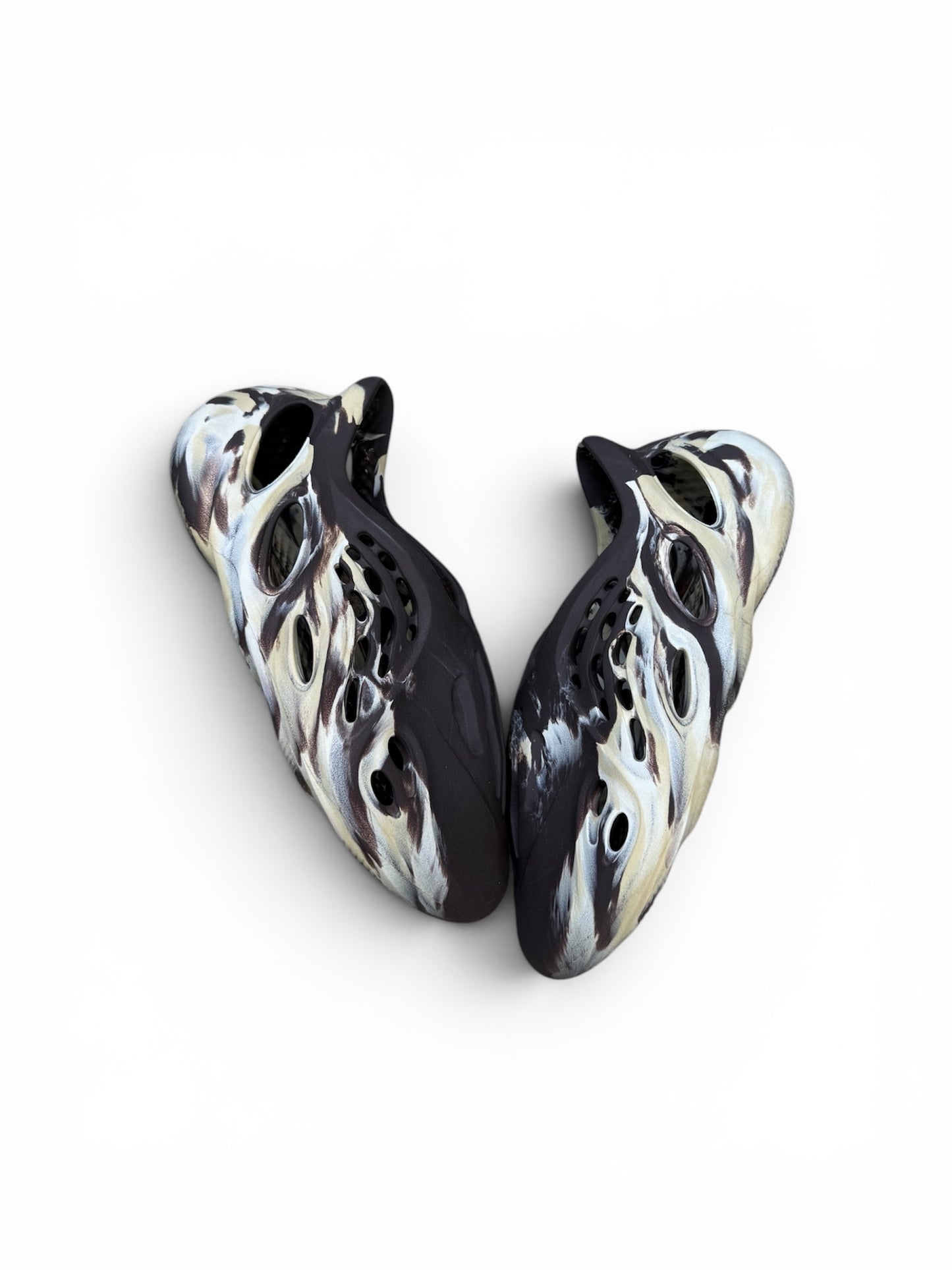 YZY Sample MX FOAM RNR