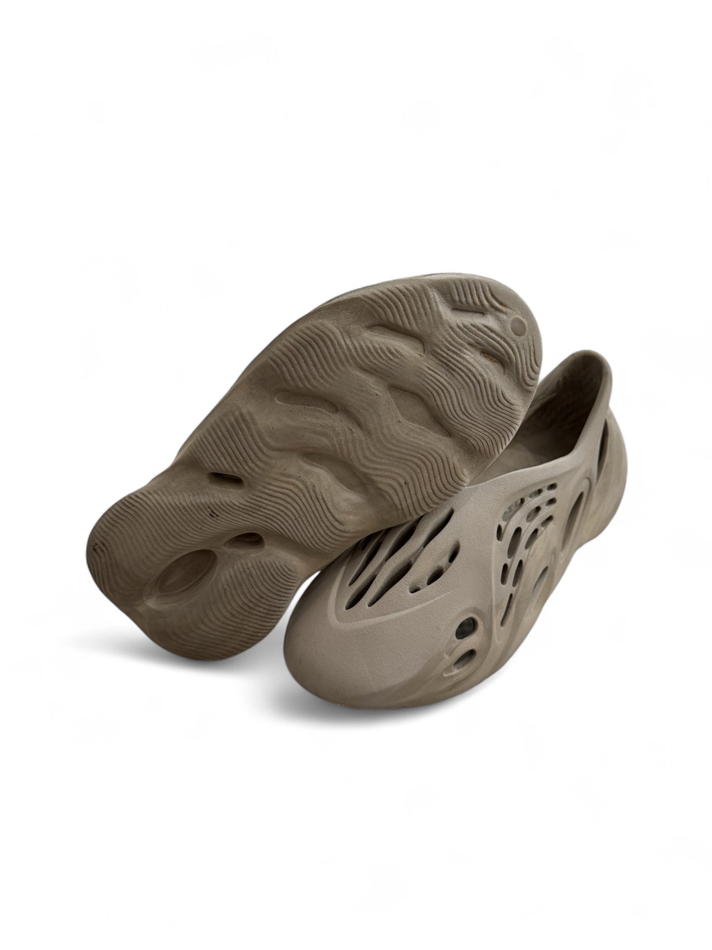 YZY Foam RNNR Stone Sage