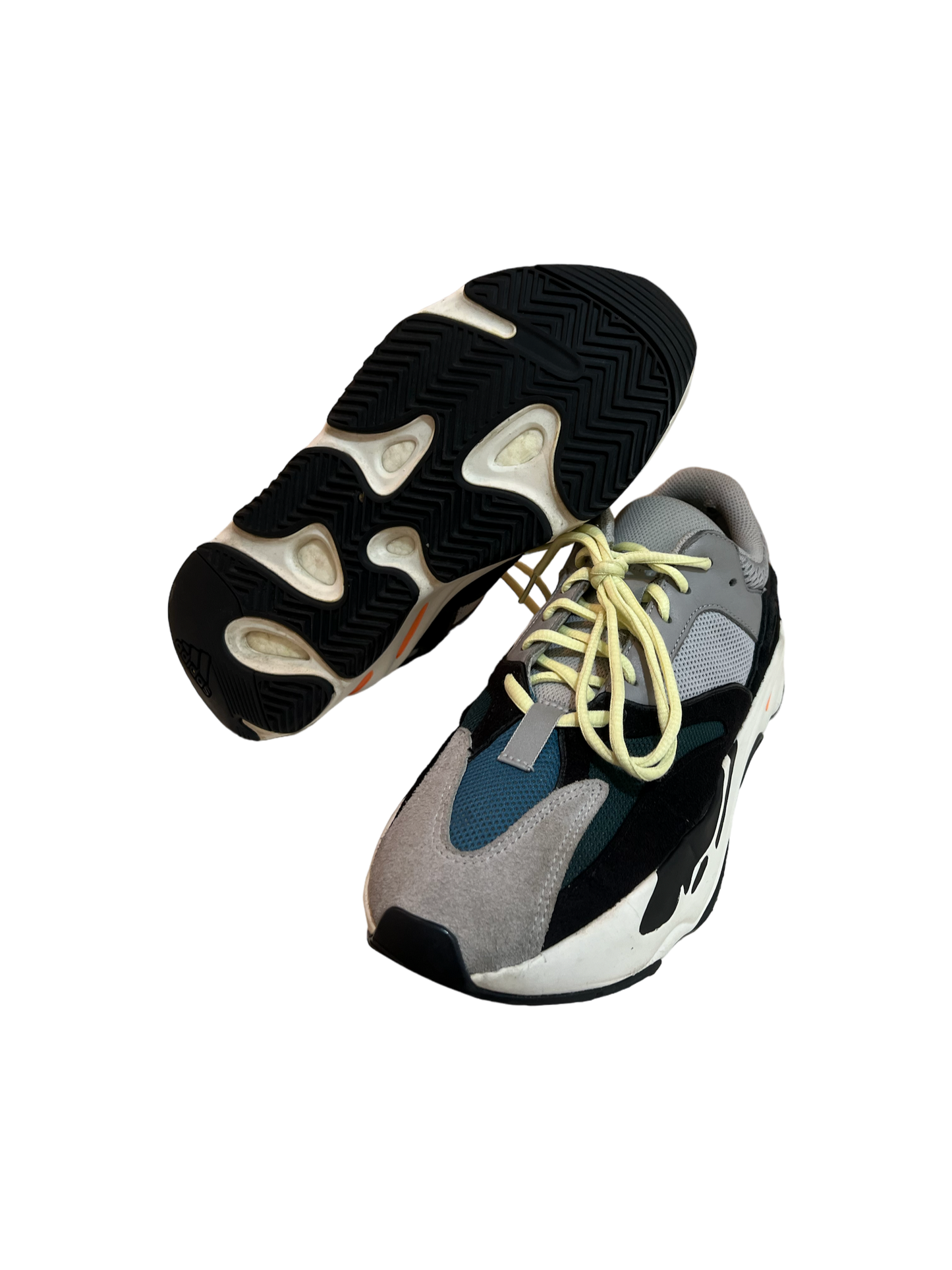 YZY 700 V2 Wave Runner