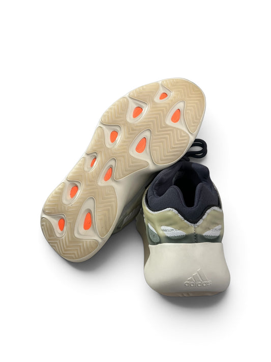 YZY Adidas 700 V3 Sample