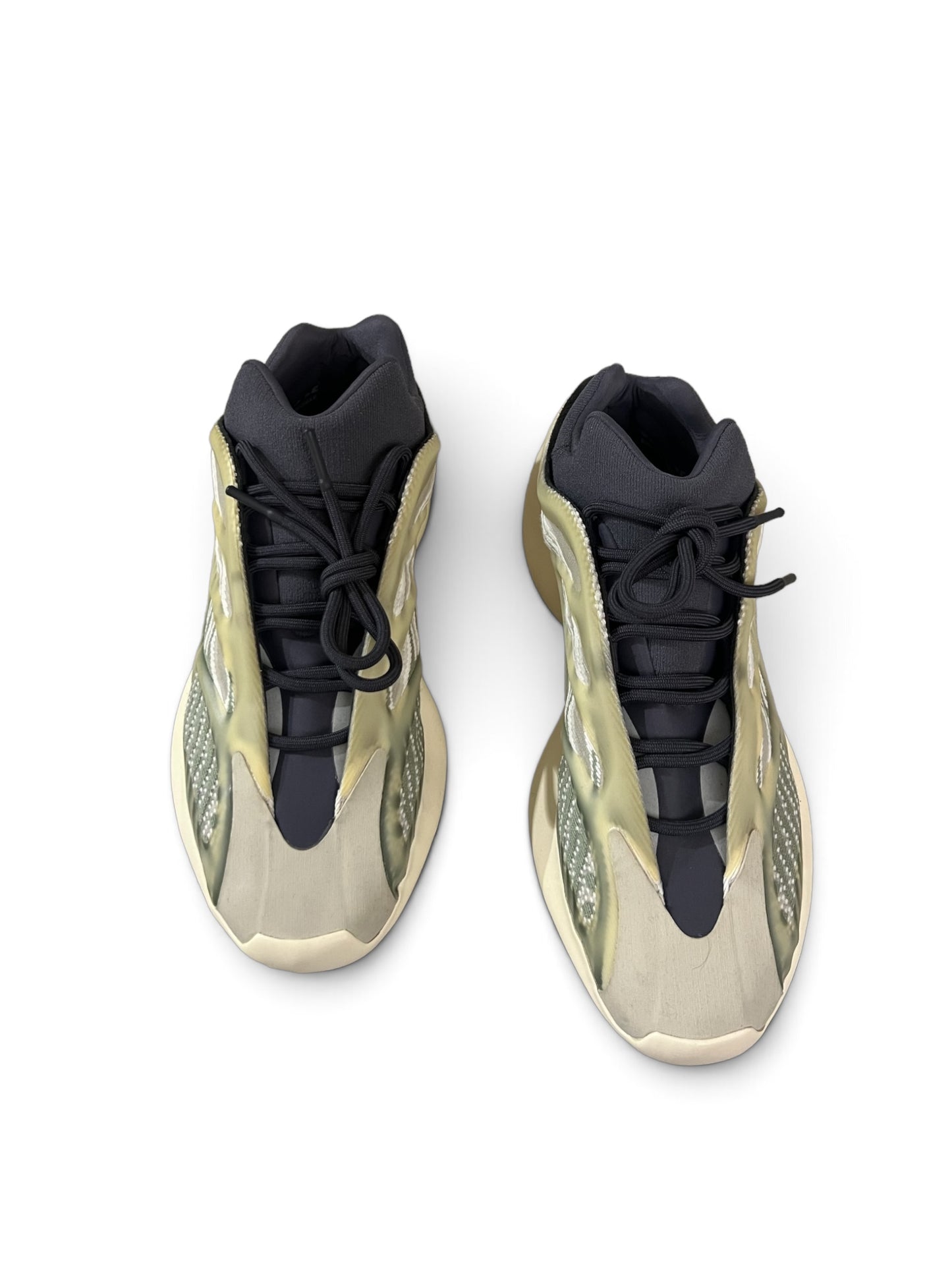 YZY Adidas 700 V3 Sample