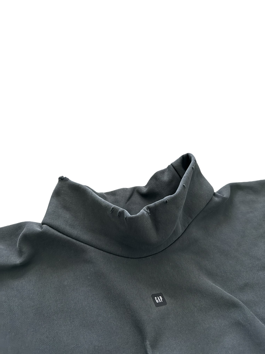 YZY Gap Mock Neck