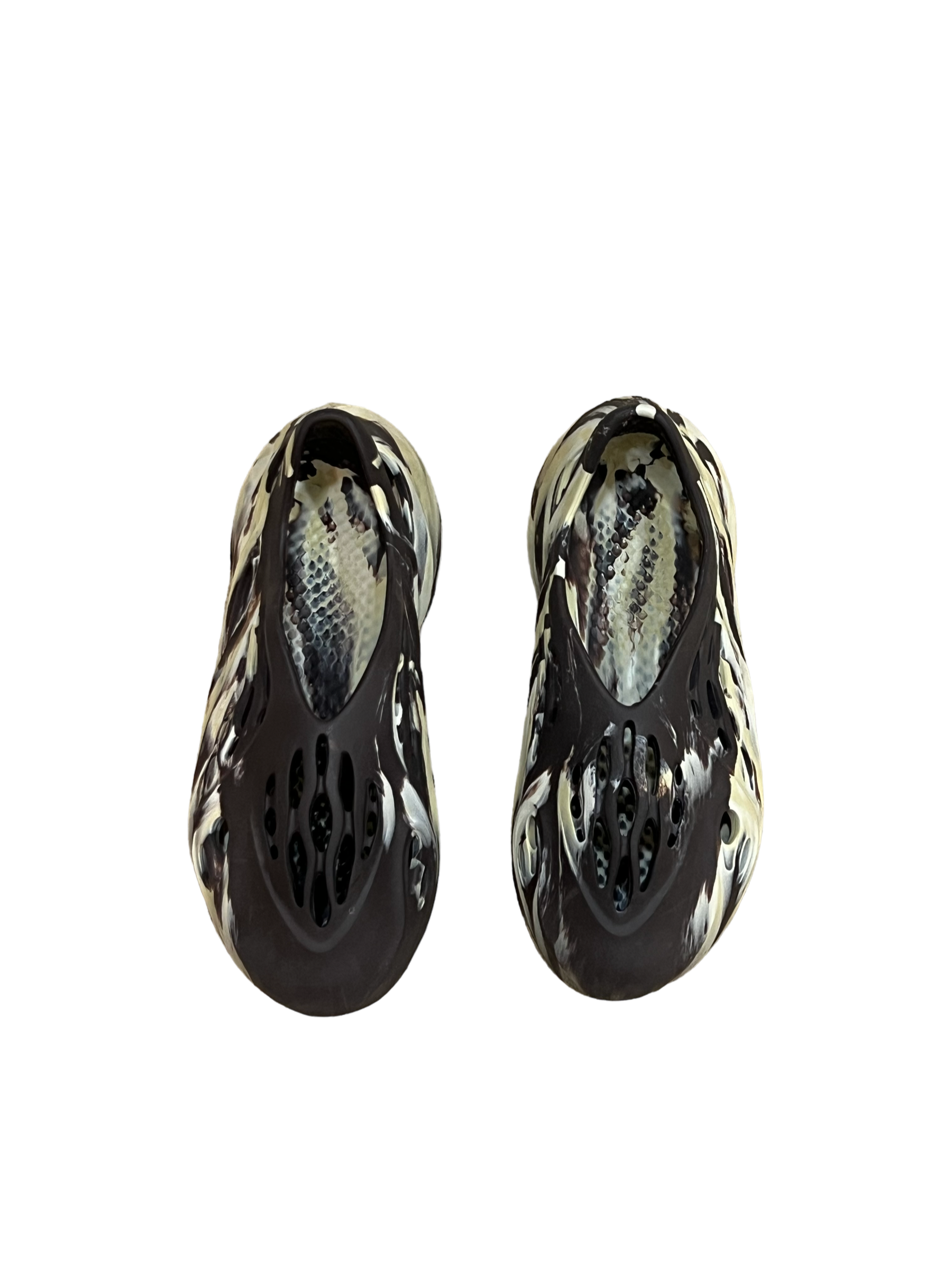 YZY Foam Rnnr Sample â VlordsWorld