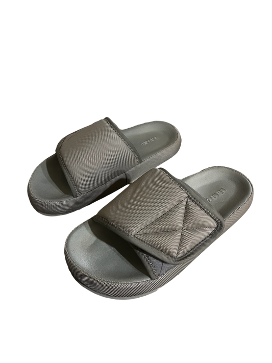 YZY Season 6 Slides taupe