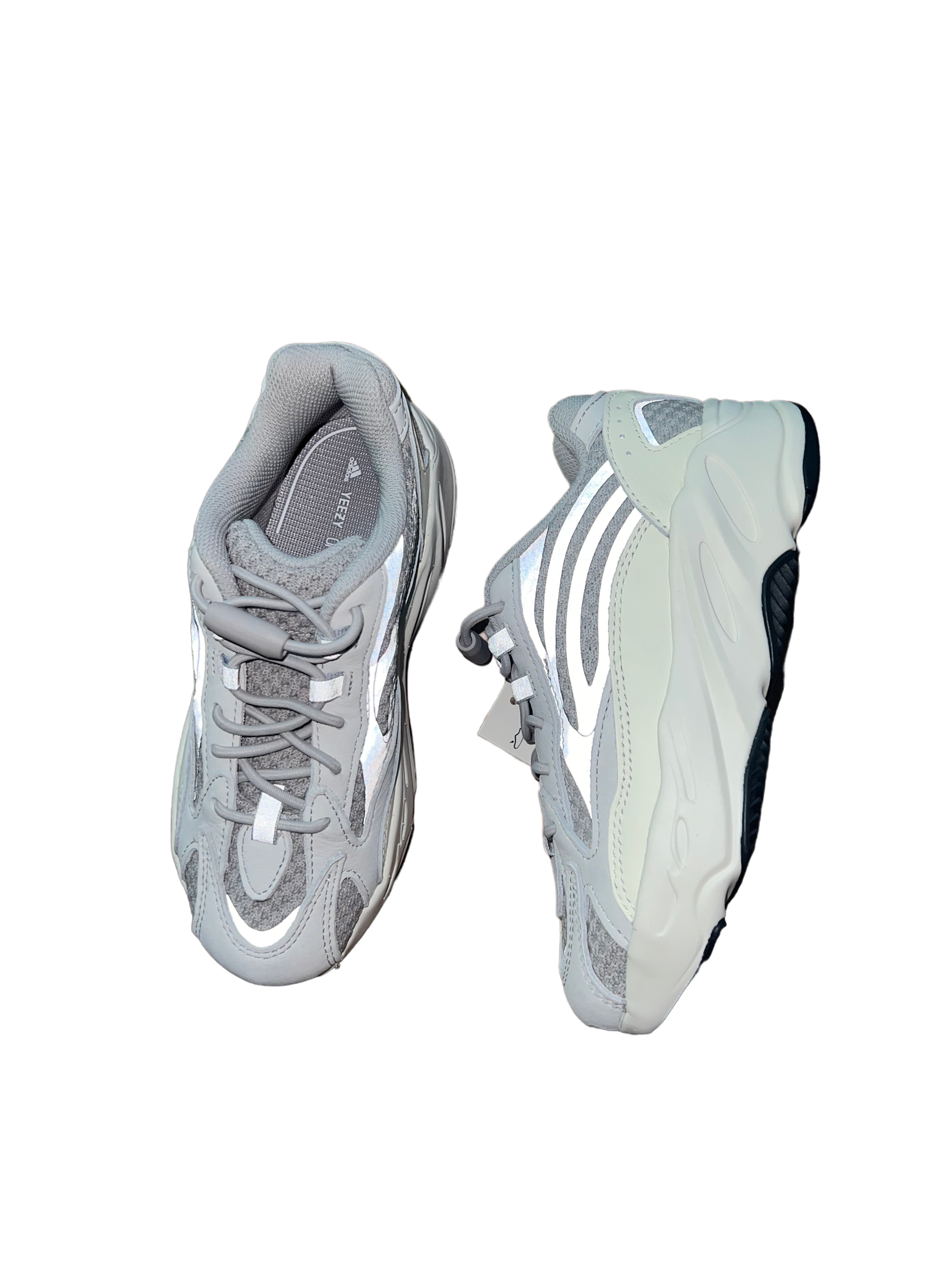 Static Kids YZY 700 V2 Static kids – VlordsWorld